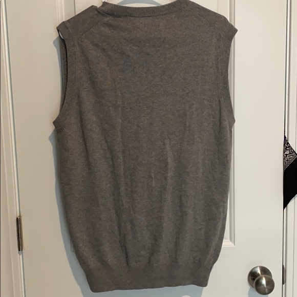 Men’s Chaps NEVERWORN Vest - Picture 7 of 7